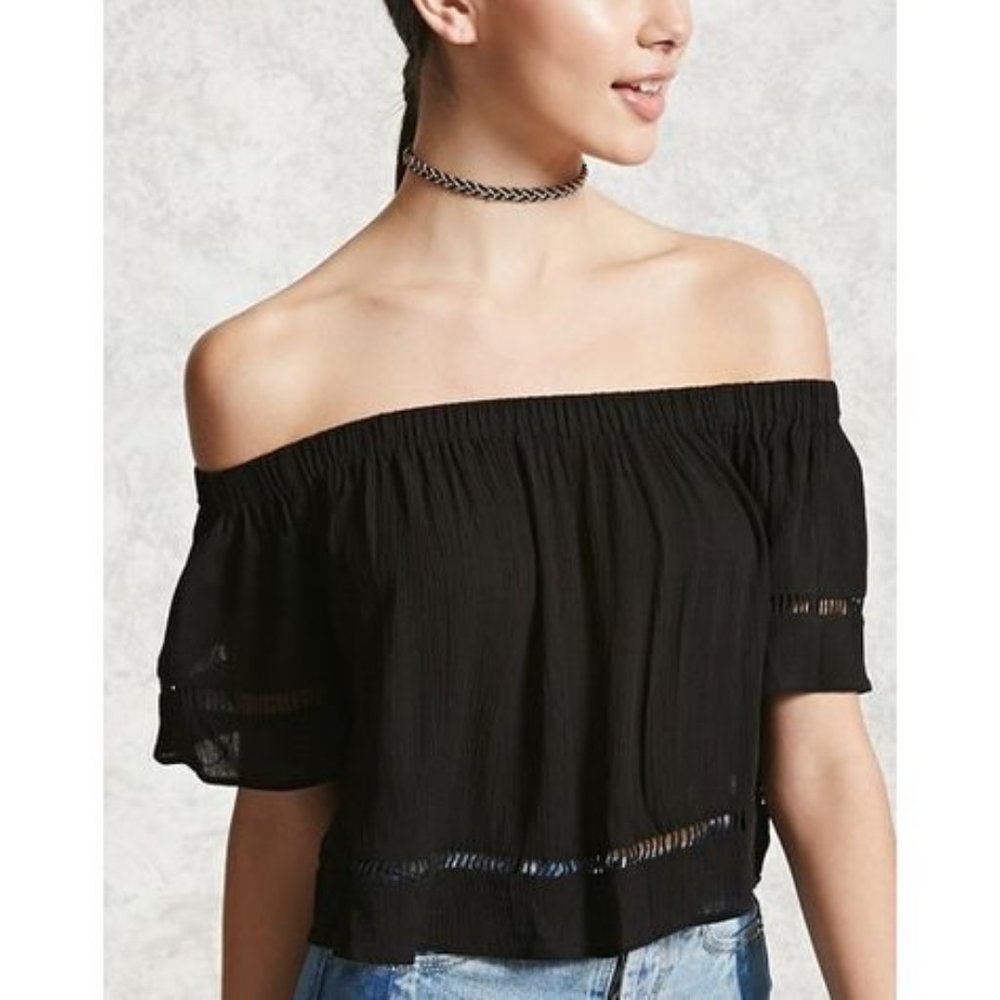 Forever 21 NWT Off Shoulder Short Sleeved Black Cut Out Crop Top Small S
